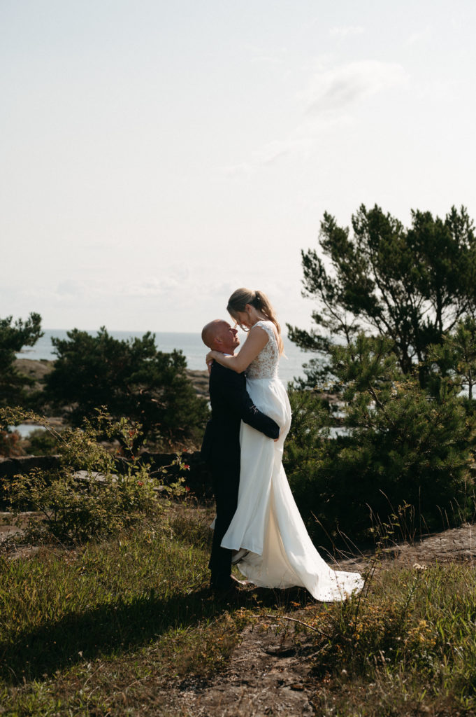 bryllupsfotograf risør iselin naturlig