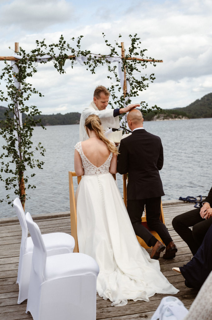 utevielse sommerbryllup risør båtbyggeri iselinbelland